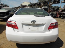 2007 Toyota Camry Le White 2.4L AT #Z22957